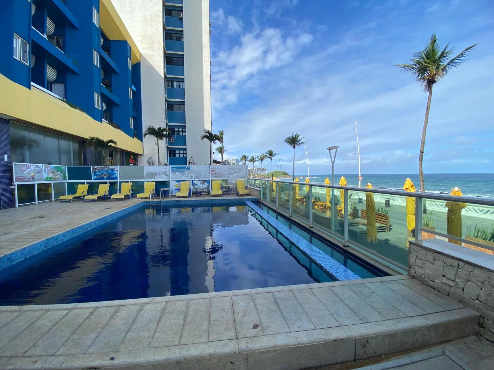 Bahia Flat Barra - Frente Mar Hospedagem domiciliar *